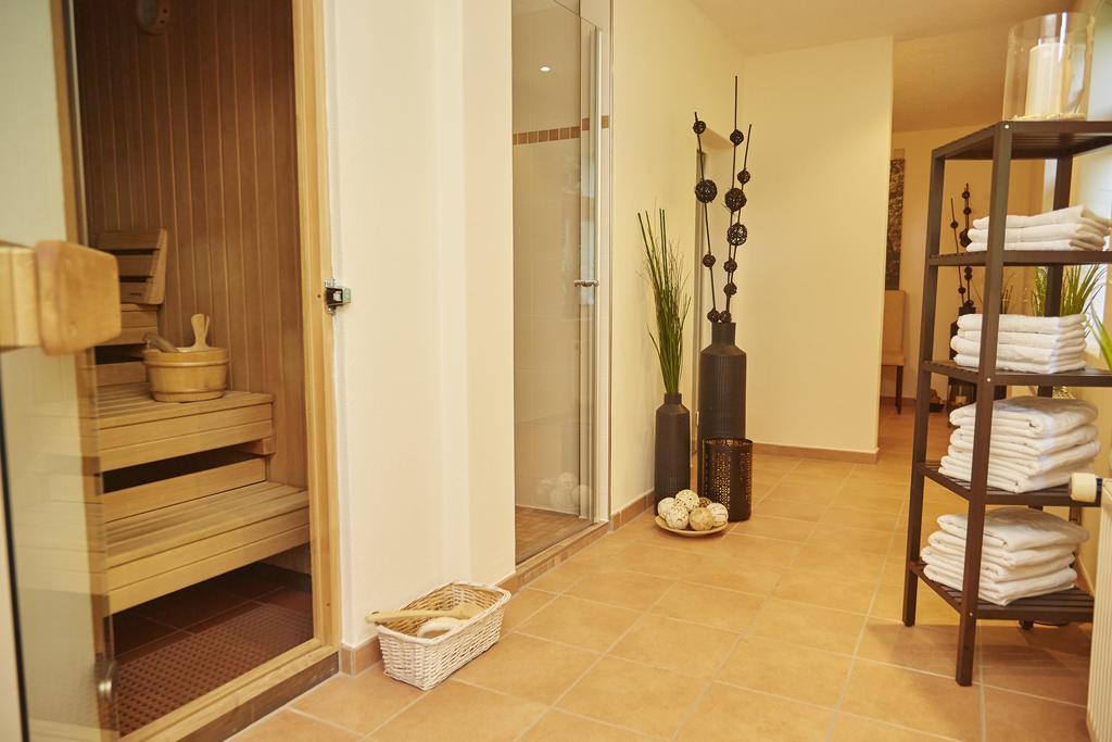 Flair-Hotel Waldfrieden Oberweißbach Esterno foto